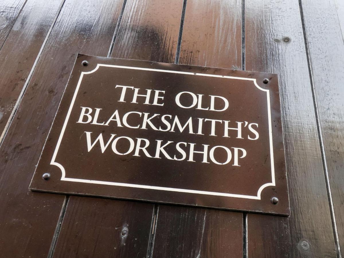 The Old Blacksmith'S Workshop Villa Whitby Exterior foto